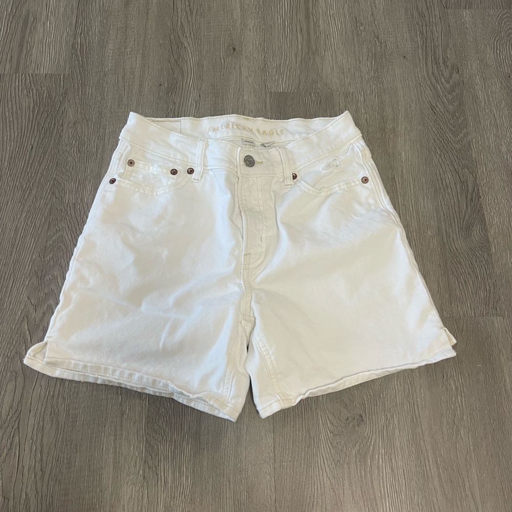 American Eagle Outfitters White Jean Shorts Relaxed Fit
